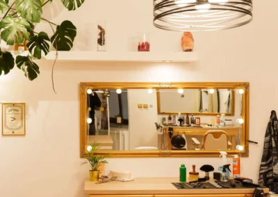 Salon barber